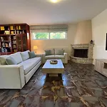 Celena Appartement *